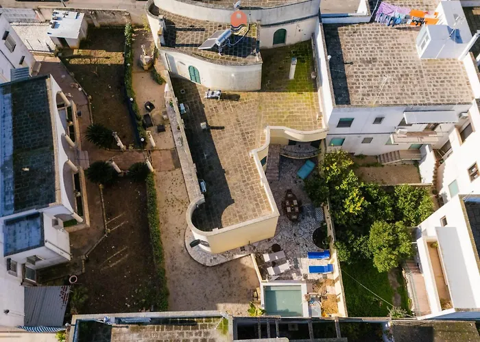 Nina By Vivimy 别墅